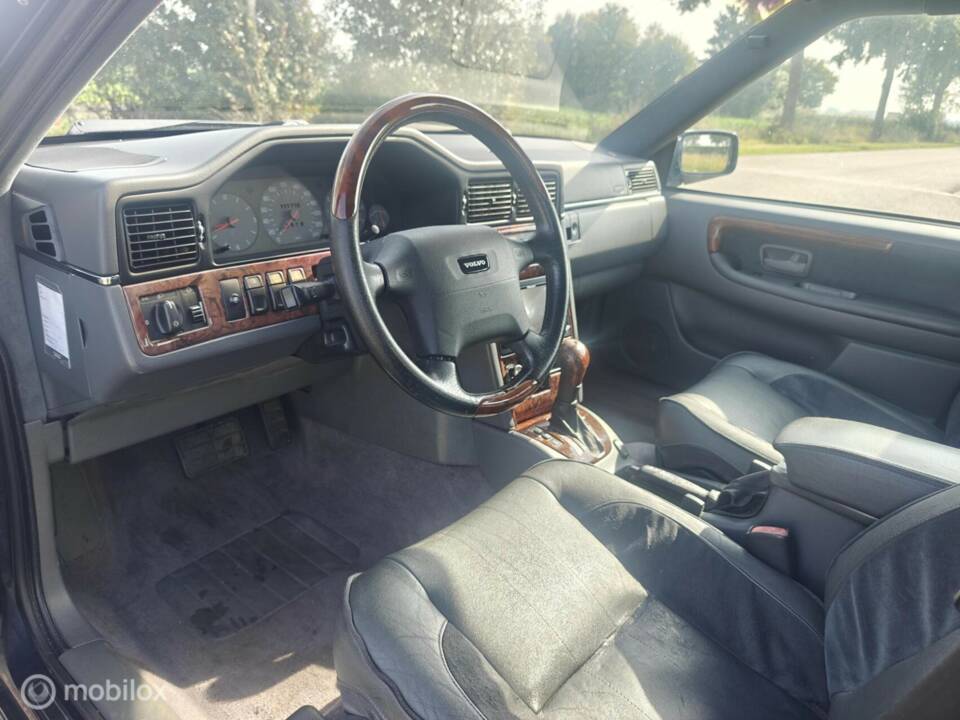 Bild 14/37 von Volvo S90 3.0i (1998)