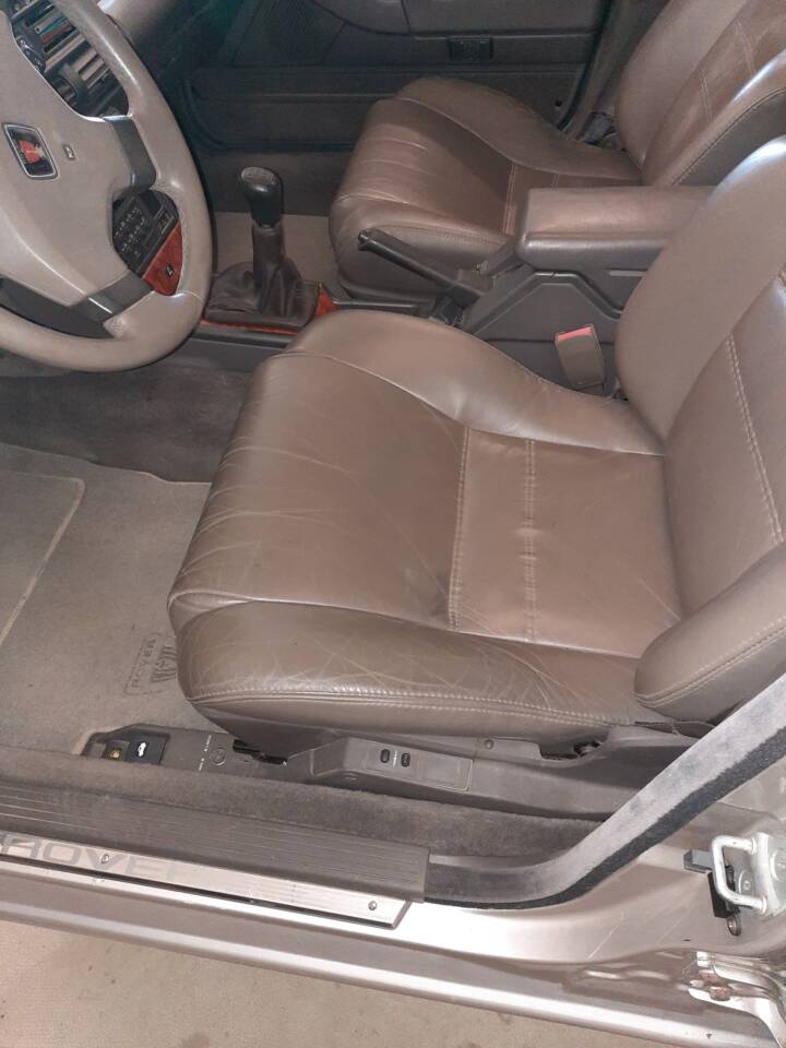 Image 14/48 of Rover 827 Si (1992)