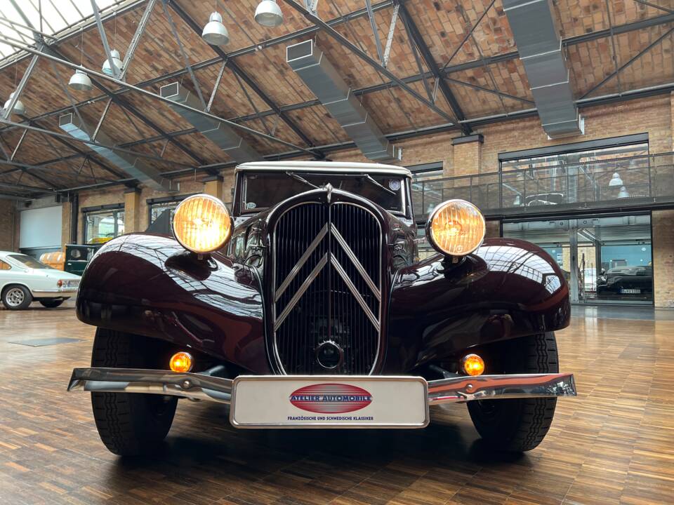 Image 12/38 of Citroën Traction Avant 11 BL Légère (1938)