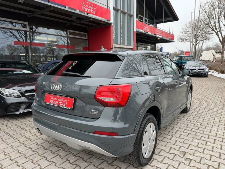 Image 12/18 de Audi Q2 2.0 TDI (2018)