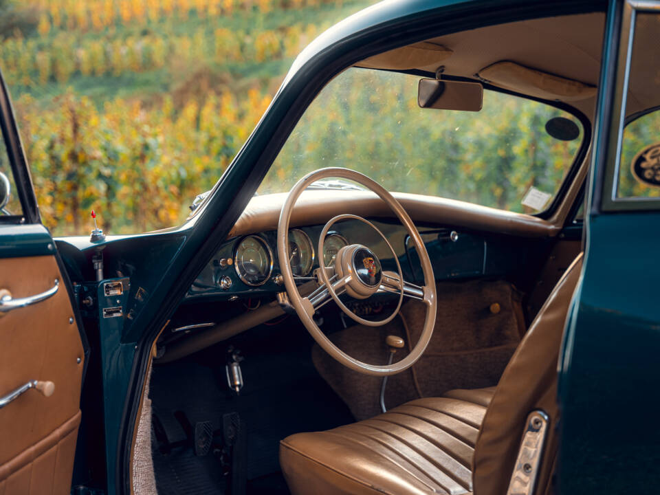 Image 35/80 of Porsche 356 A 1600 (1958)
