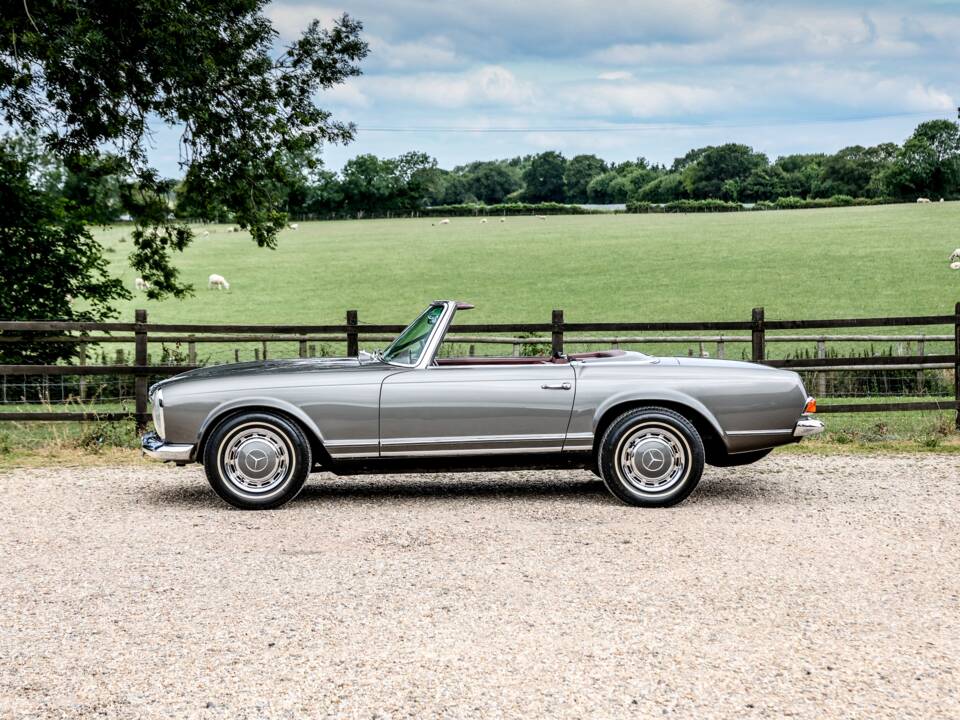 Afbeelding 10/27 van Mercedes-Benz 230 SL (1964)