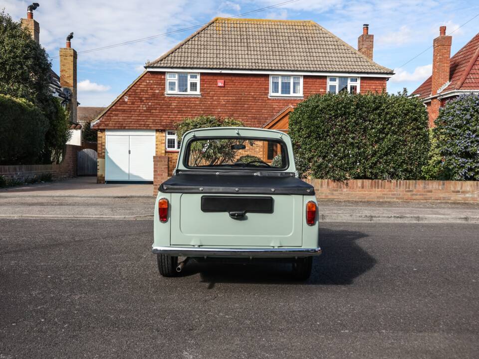 Immagine 17/36 di Morris Mini Pickup (1962)