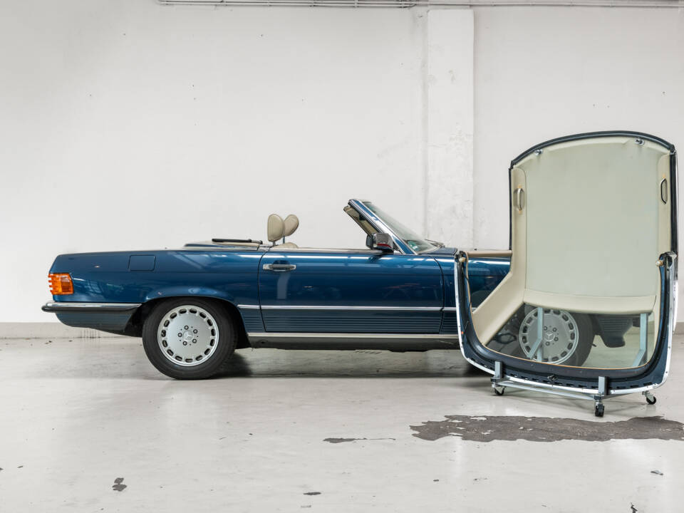 Image 3/40 of Mercedes-Benz 300 SL (1987)