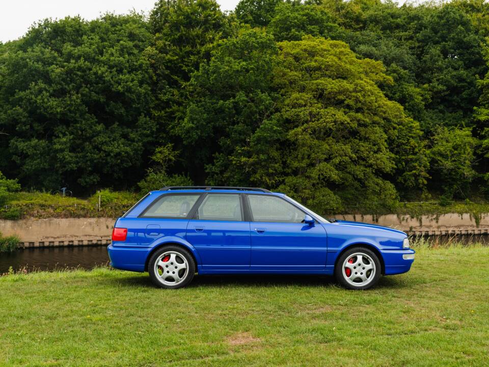 Image 10/45 of Audi RS2 Avant (1994)