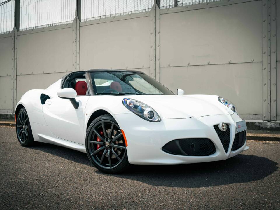 Immagine 2/32 di Alfa Romeo 4C Spider (2016)