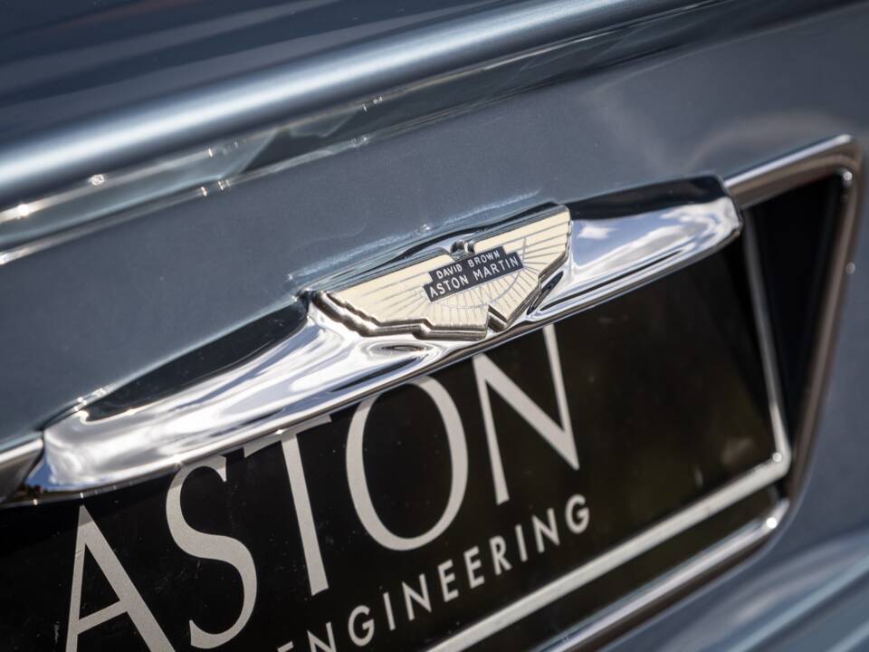 Imagen 17/43 de Aston Martin DB 6 Vantage (1967)