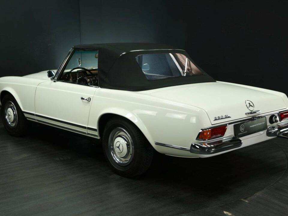 Bild 43/50 von Mercedes-Benz 230 SL (1967)