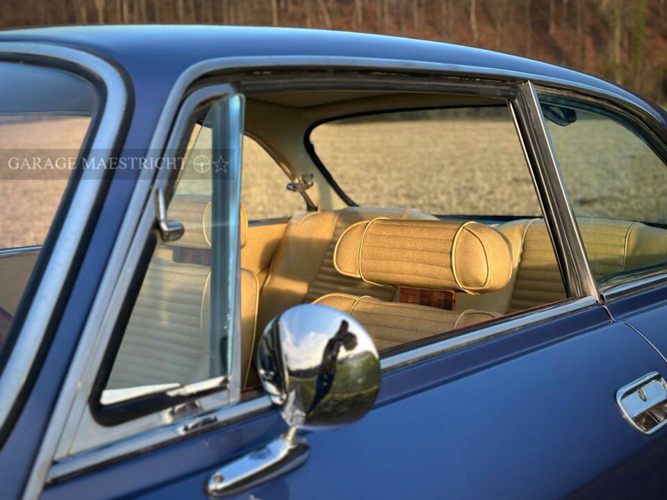 Afbeelding 18/99 van Alfa Romeo 2000 GT Veloce (1973)