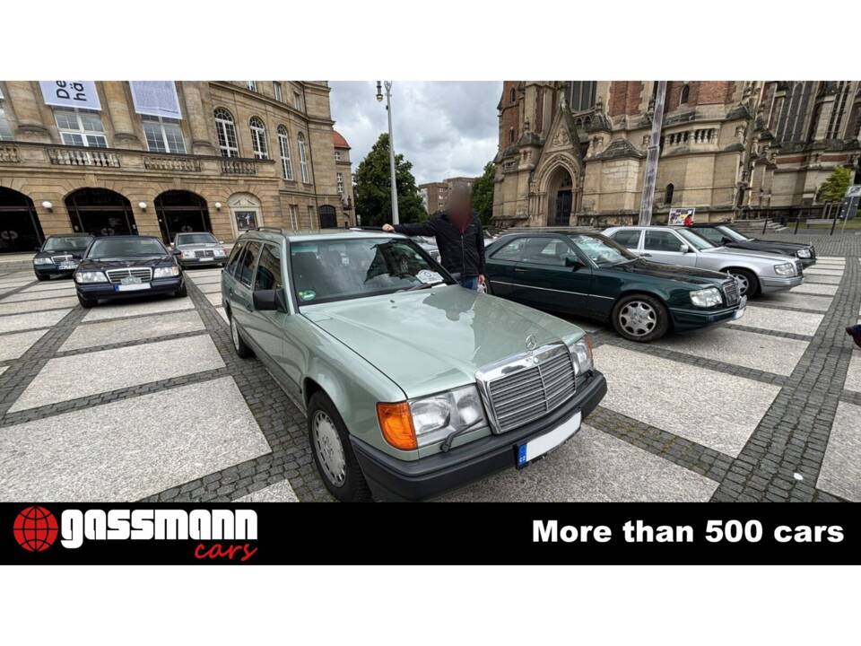 Bild 3/15 von Mercedes-Benz 300 TE 4-Matic (1988)