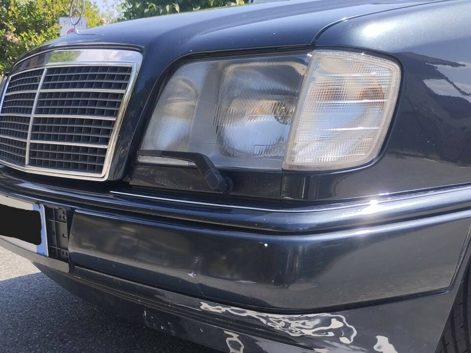 Image 8/14 of Mercedes-Benz E 280 T (1995)