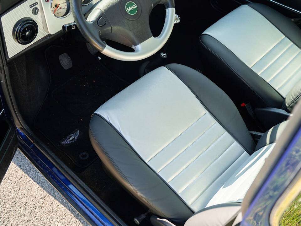 Bild 13/27 von Rover Mini Cooper 1,3i (2000)
