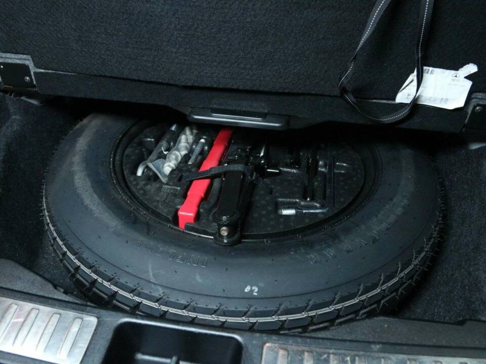 Bild 44/50 von Mercedes-Benz GL 350 BlueTEC 4MATIC (2016)