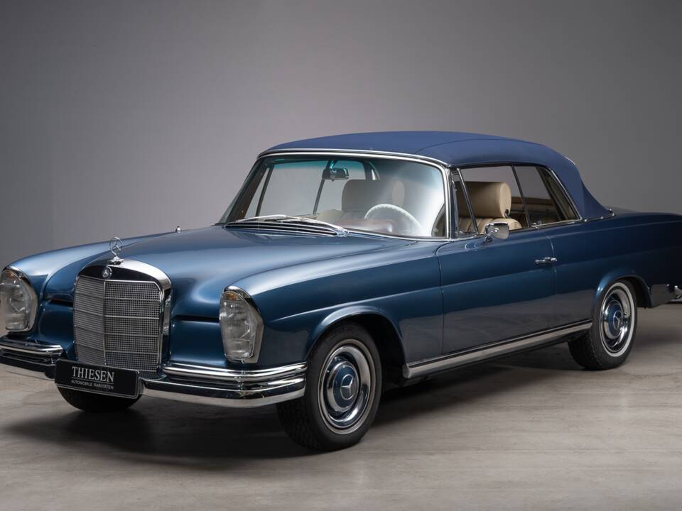 Bild 2/34 von Mercedes-Benz 250 SE (1966)