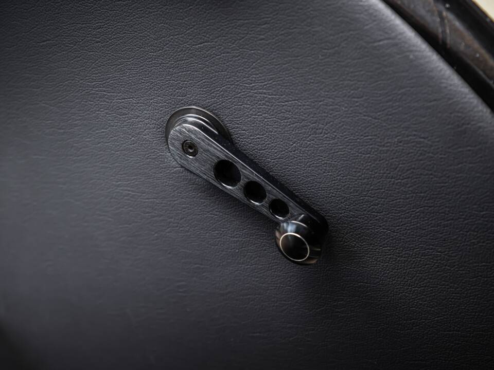 Bild 66/86 von Porsche 911 2.7 S (1977)