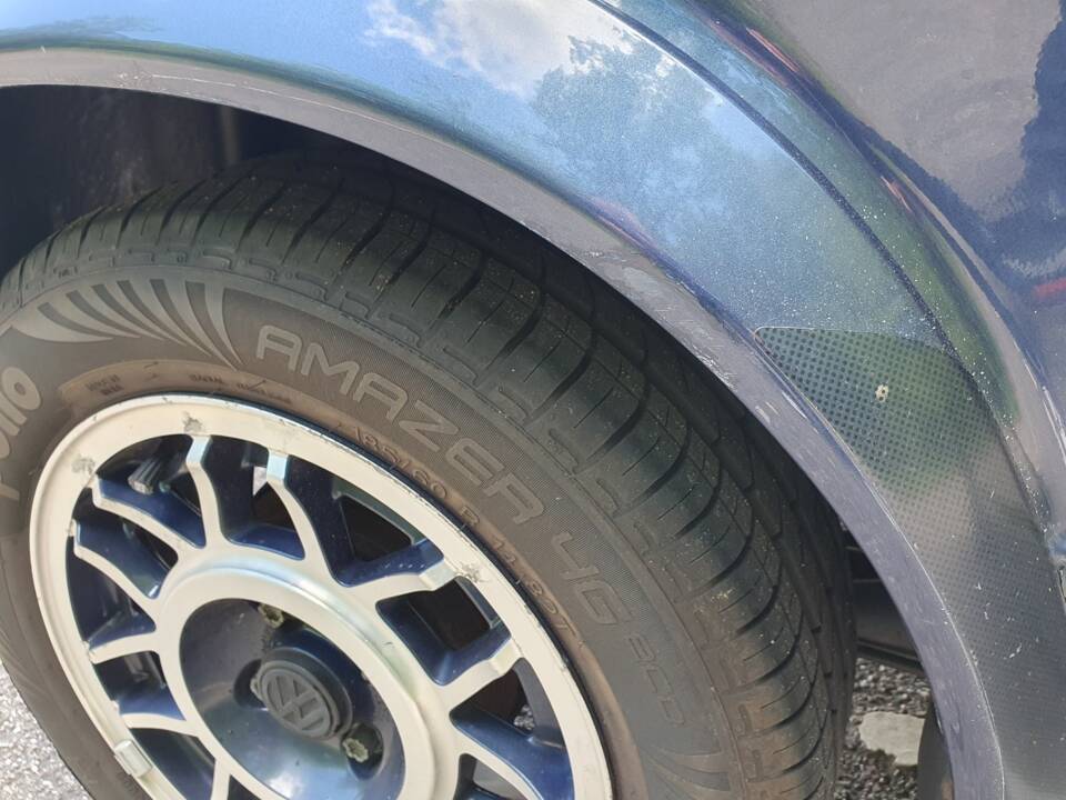 Image 68/75 de Volkswagen Golf Mk I Convertible 1.8 (1991)