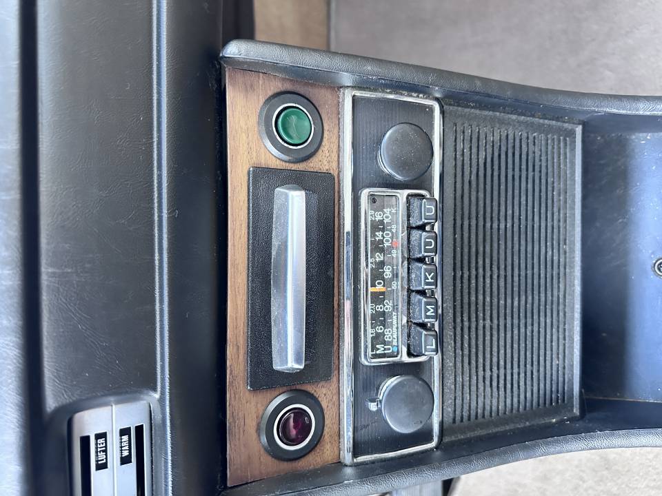 Image 19/39 de BMW 2002 (1974)