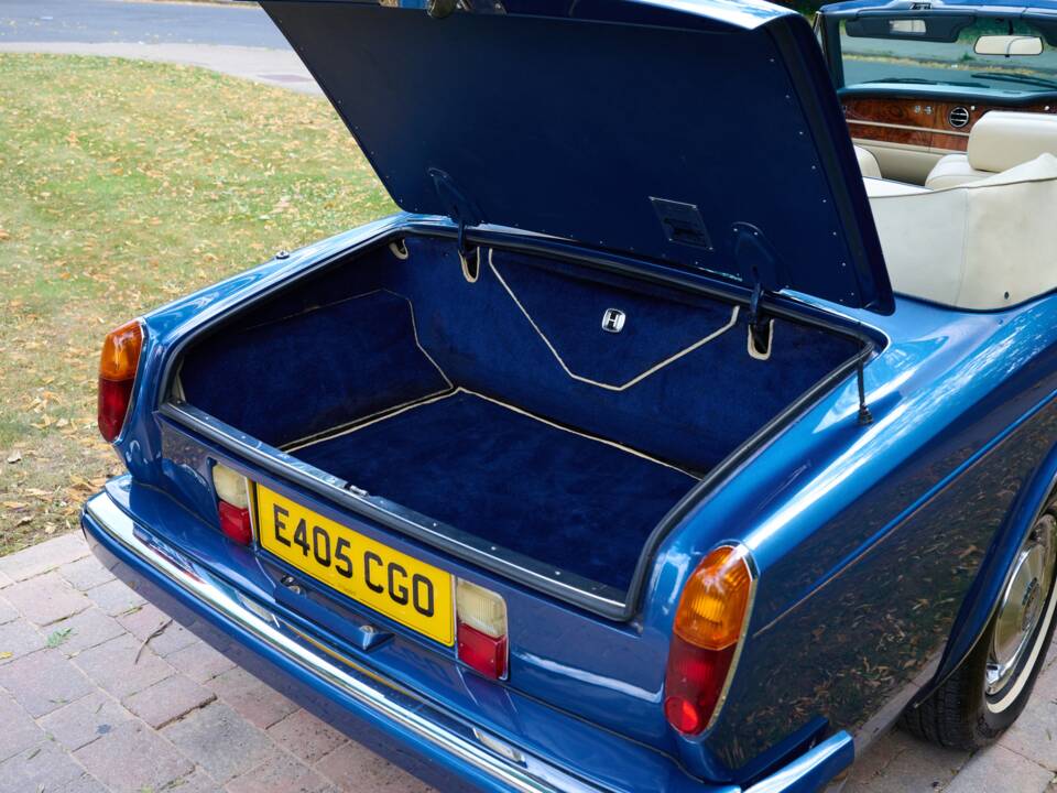 Bild 47/50 von Rolls-Royce Corniche I (1987)