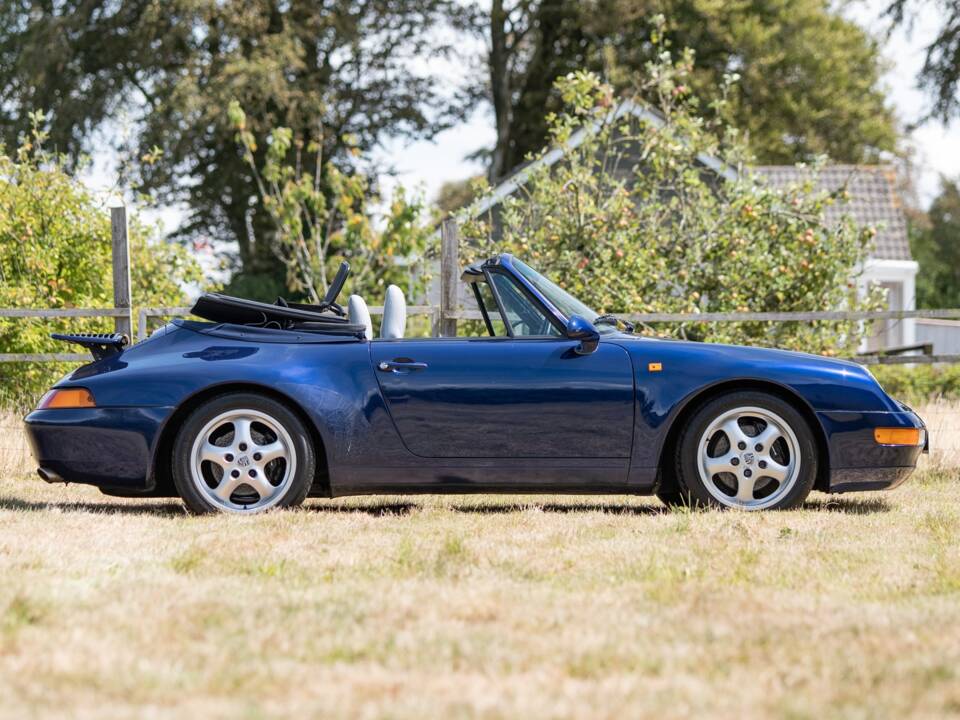 Afbeelding 2/50 van Porsche 911 Carrera (1995)