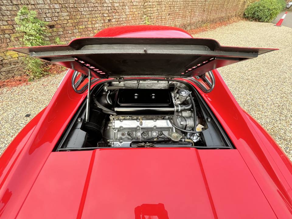 Image 44/50 de Ferrari Dino 246 GT (1971)