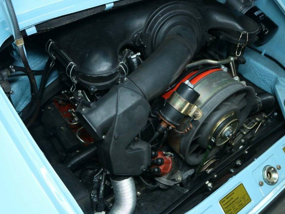 Bild 37/49 von Porsche 911 2.4 E (1972)