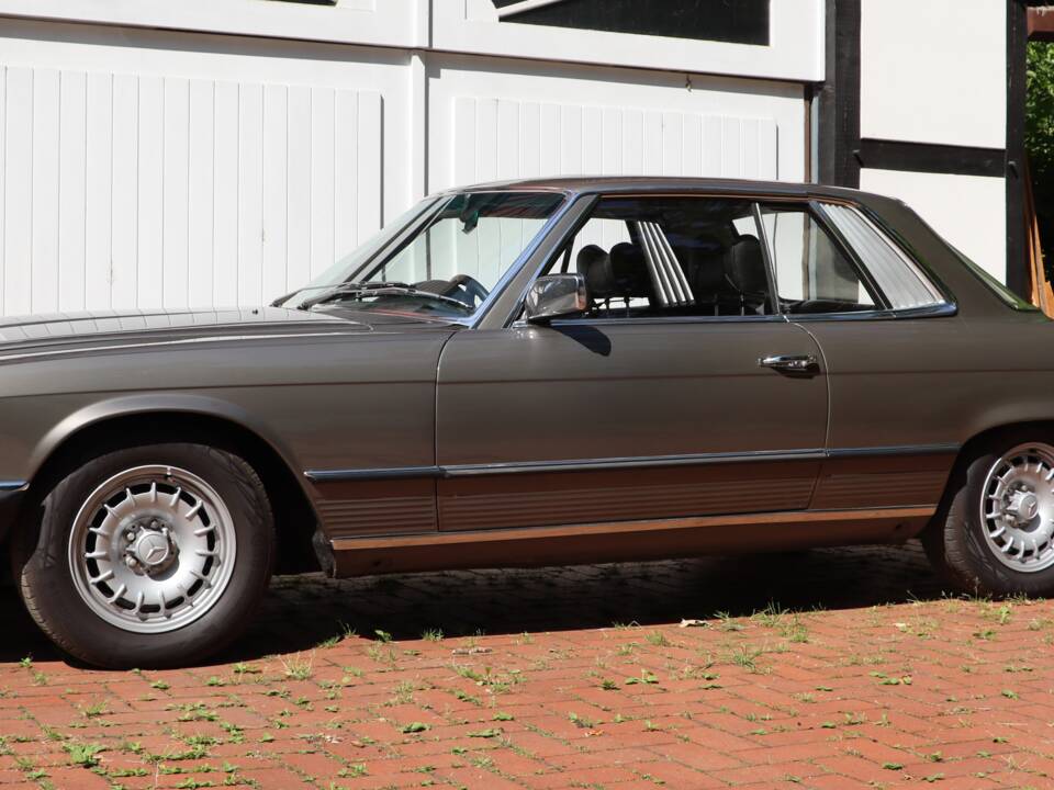 Image 8/59 of Mercedes-Benz 500 SLC (1980)