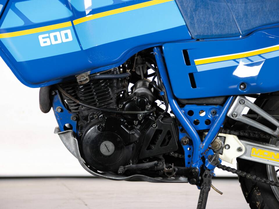 Imagen 16/50 de Yamaha XT 600 Z Ténéré (1989)
