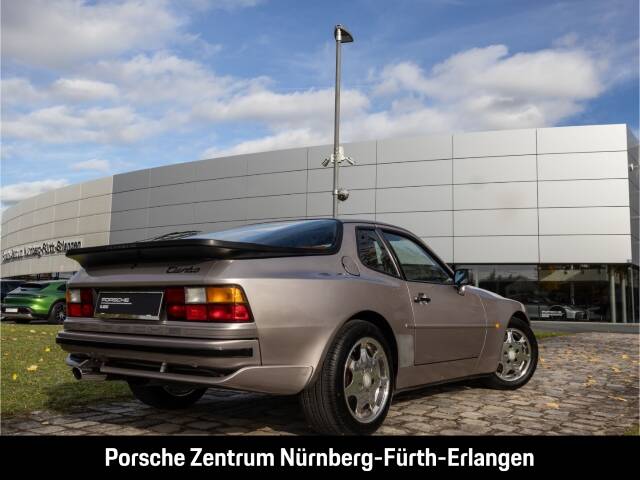 Immagine 5/39 di Porsche 944 Turbo (1988)