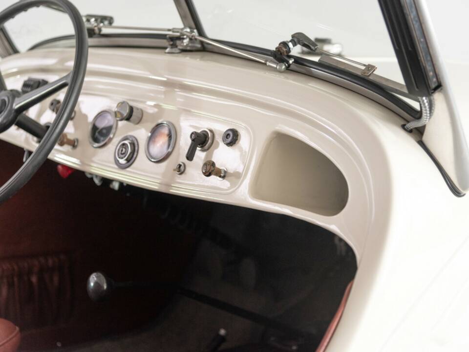 Image 28/36 of NSU-Fiat 500 A Topolino Weinsberg (1940)