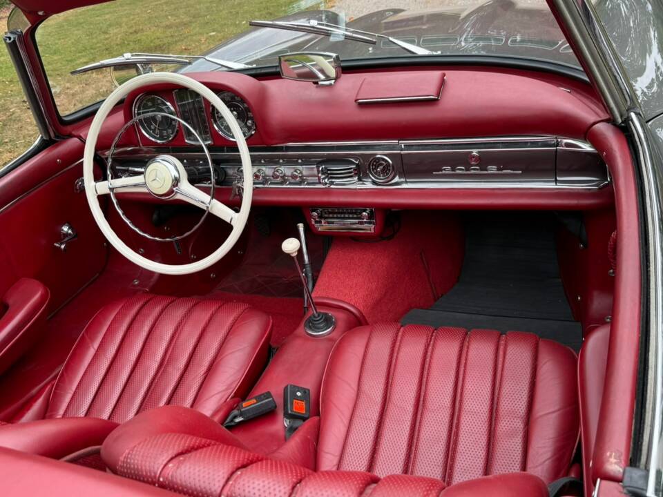 Image 14/19 of Mercedes-Benz 300 SL Roadster (1958)