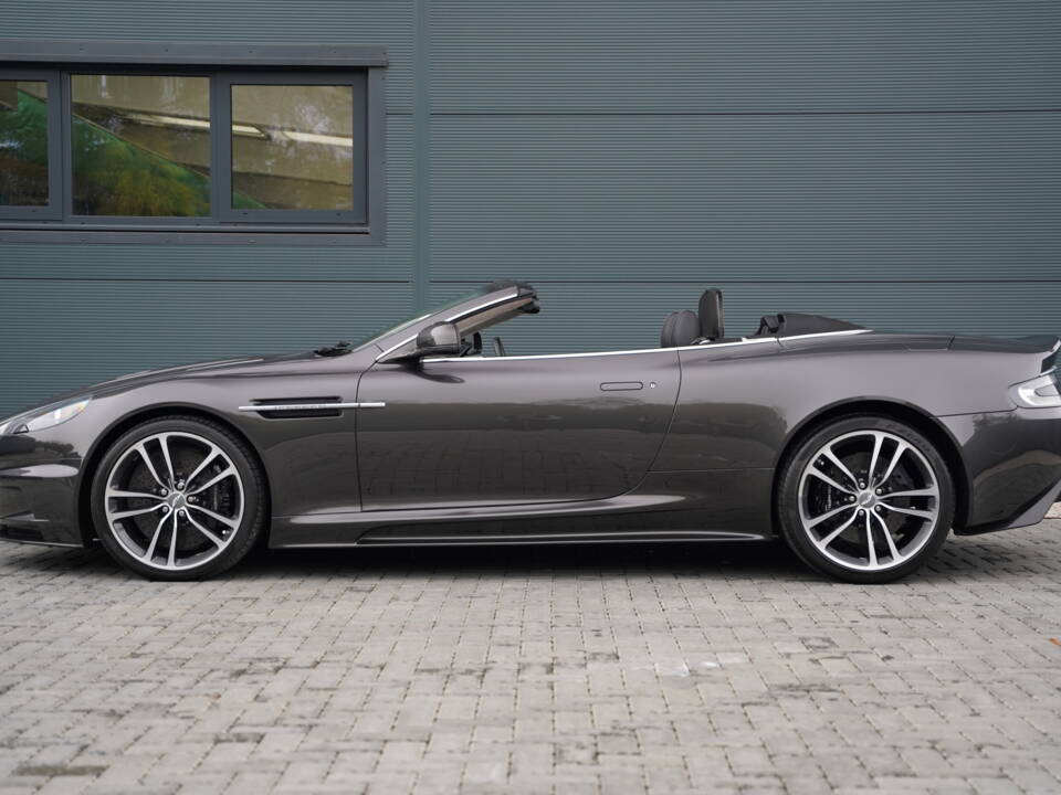 Afbeelding 6/50 van Aston Martin DBS Volante (2011)