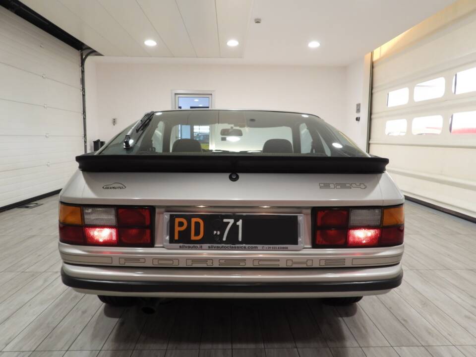 Bild 13/15 von Porsche 924 (1984)