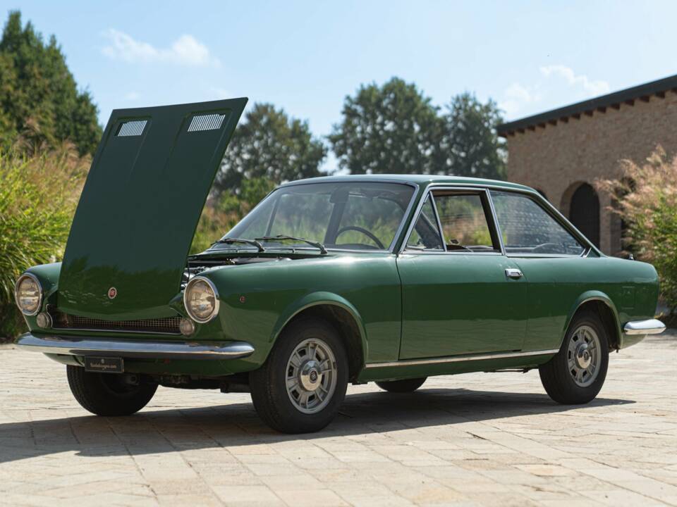 Image 43/50 of FIAT 124 Sport Coupe (1969)