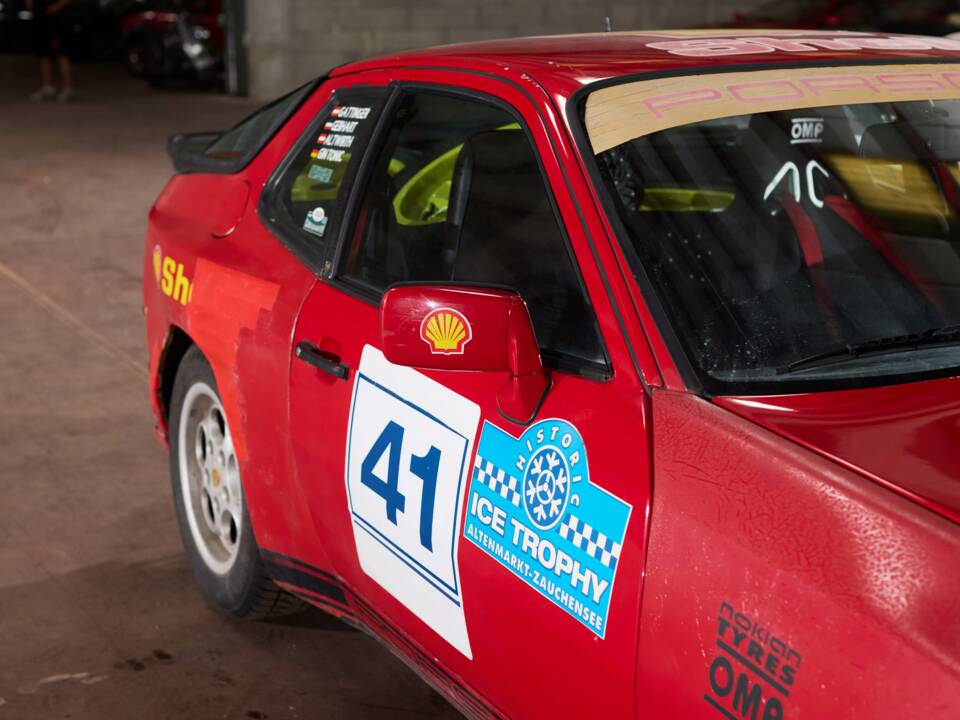 Image 35/38 of Porsche 944 (1985)