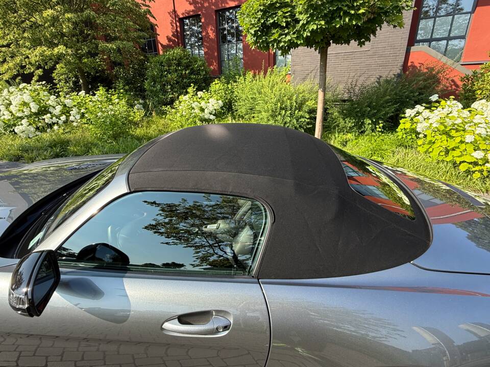 Image 16/40 of Mercedes-Benz SLS AMG GT Roadster (2013)