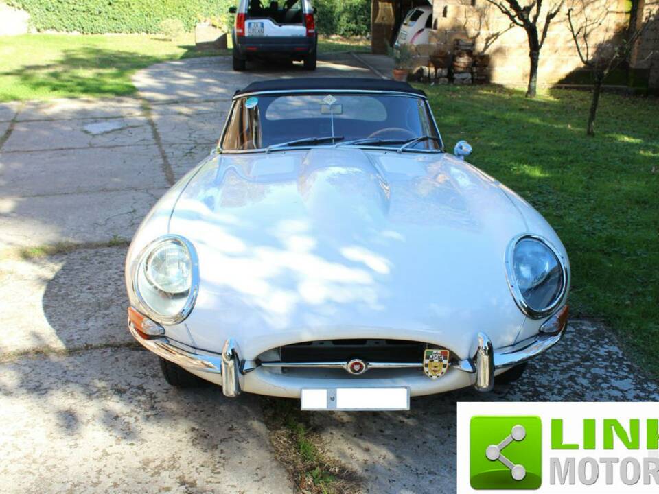 Afbeelding 2/10 van Jaguar E-Type 3.8 (1962)