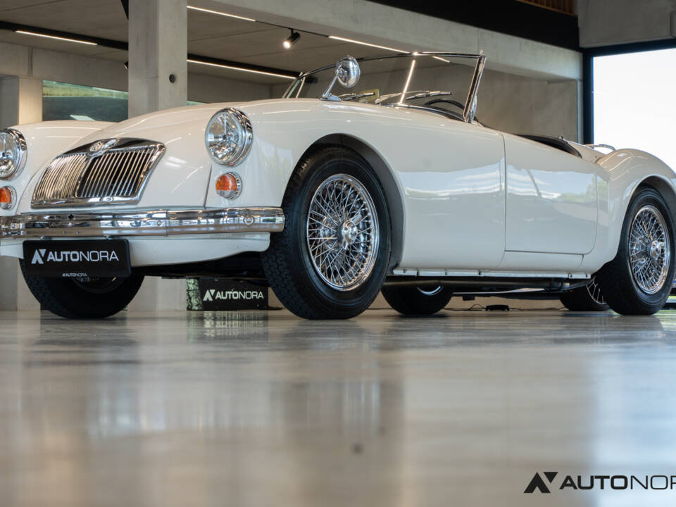 Image 26/65 of MG MGA 1600 (1960)