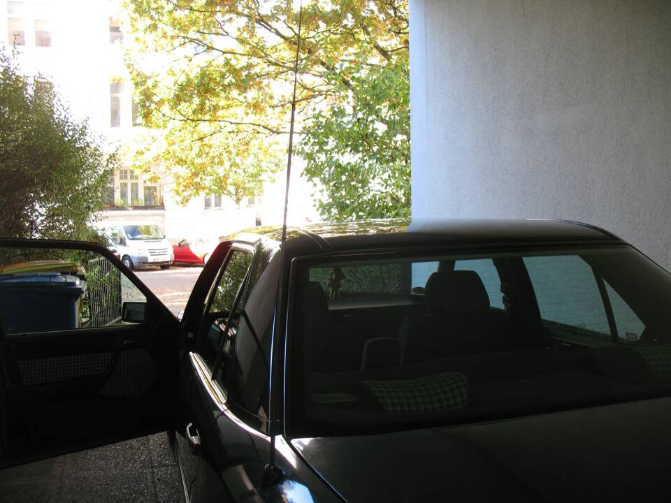Bild 19/32 von Mercedes-Benz E 220 (1995)