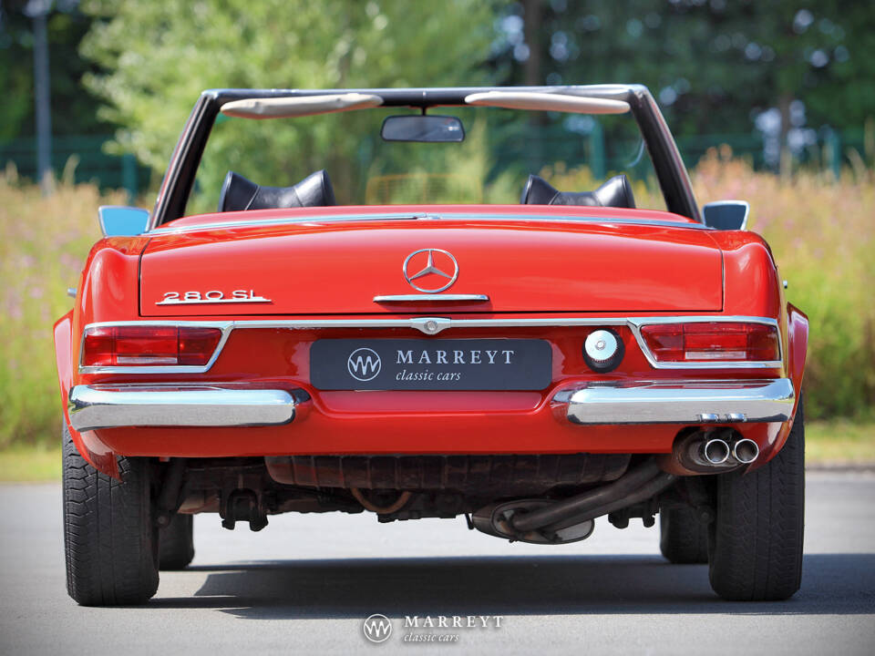 Image 7/70 of Mercedes-Benz 280 SL (1969)