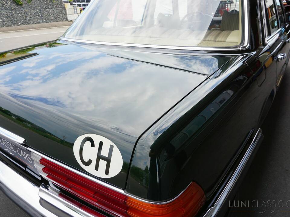 Bild 26/71 von Mercedes-Benz 280 S (1973)