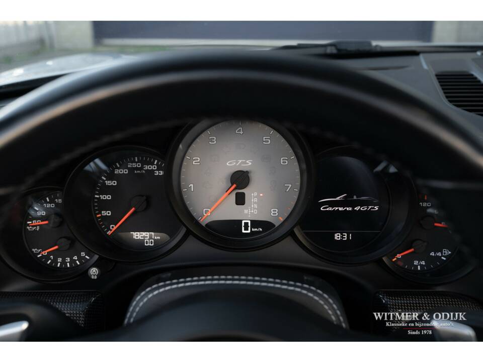 Image 16/38 of Porsche 911 Carrera GTS (2017)