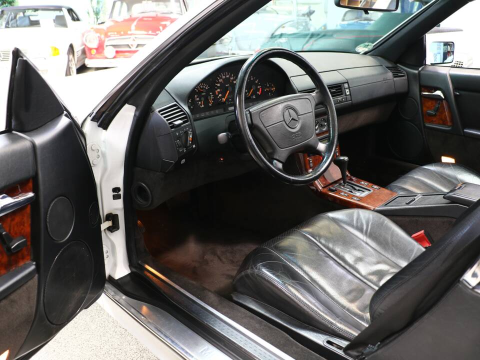 Bild 10/36 von Mercedes-Benz 300 SL (1992)