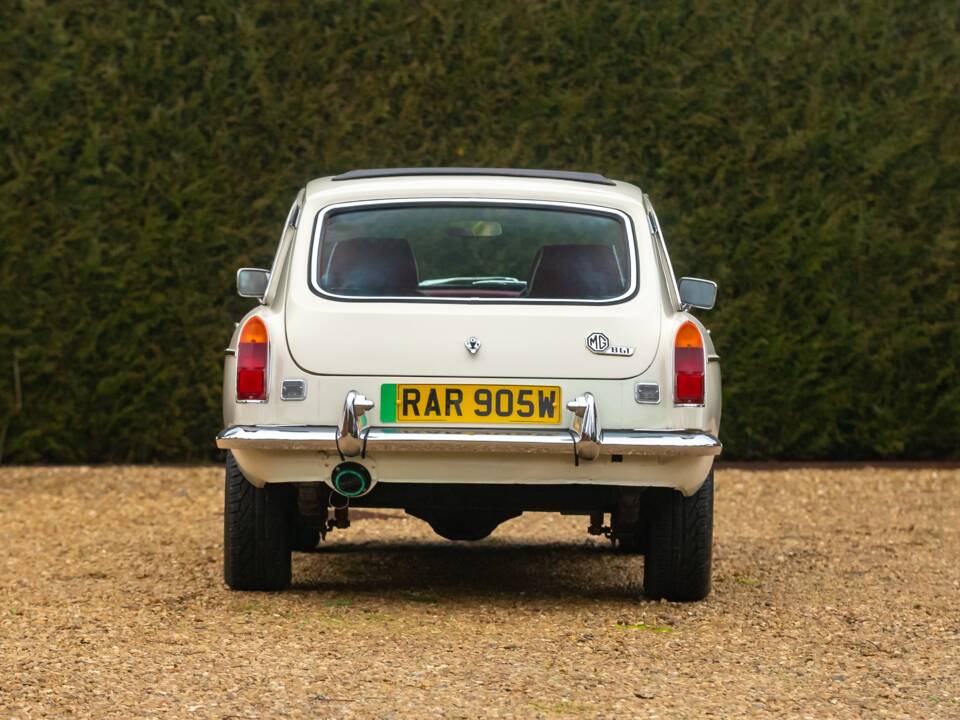 Image 9/24 of MG MGB GT (1980)