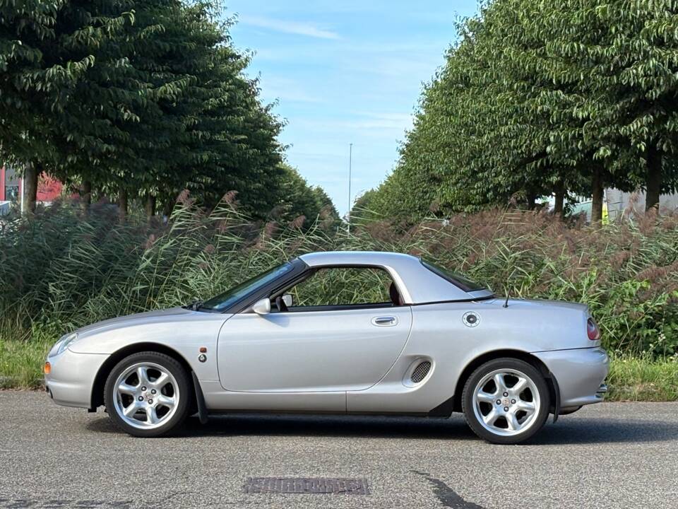 Imagen 23/25 de MG F 1.8i 75 LE (1999)