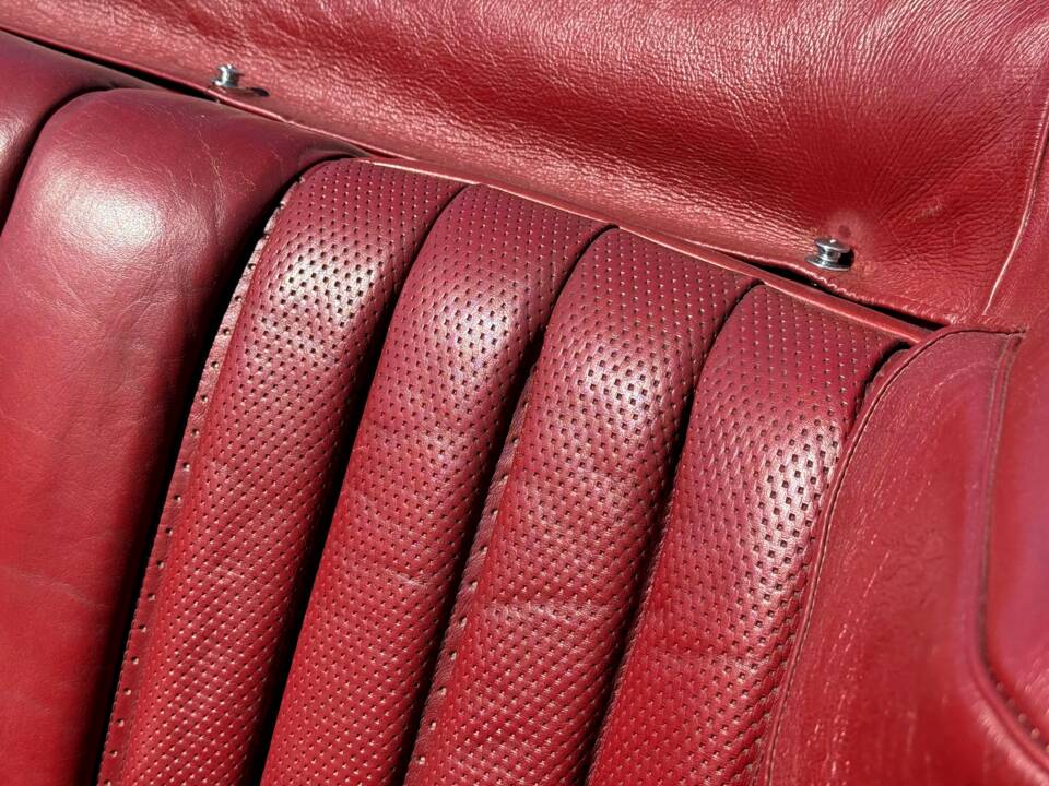 Bild 35/73 von Mercedes-Benz 280 SE 3,5 (1970)