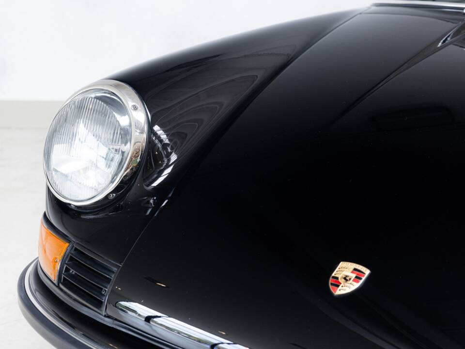 Image 21/32 of Porsche 911 2.4 T (1973)