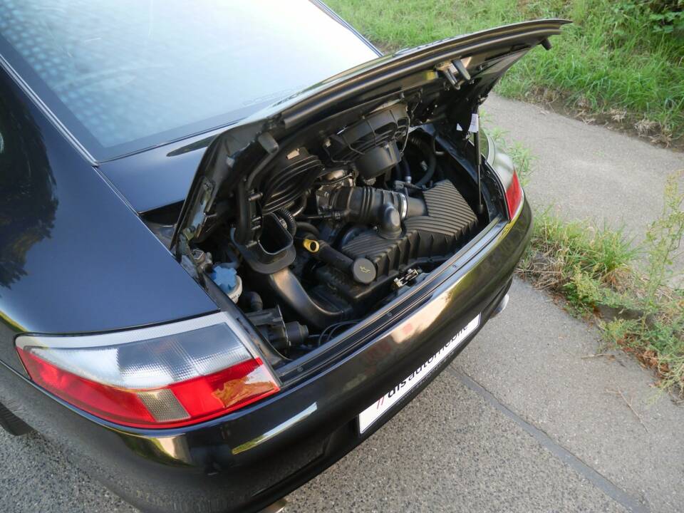 Afbeelding 26/33 van Porsche 911 Carrera (1900)