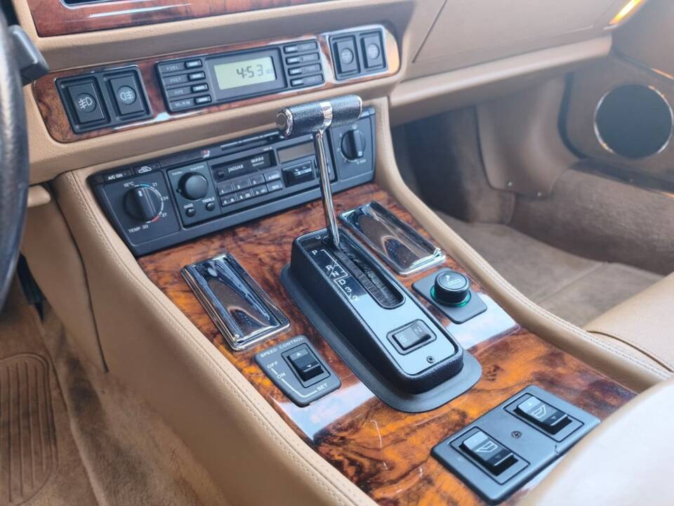 Bild 13/26 von Jaguar XJS 6.0 (1994)