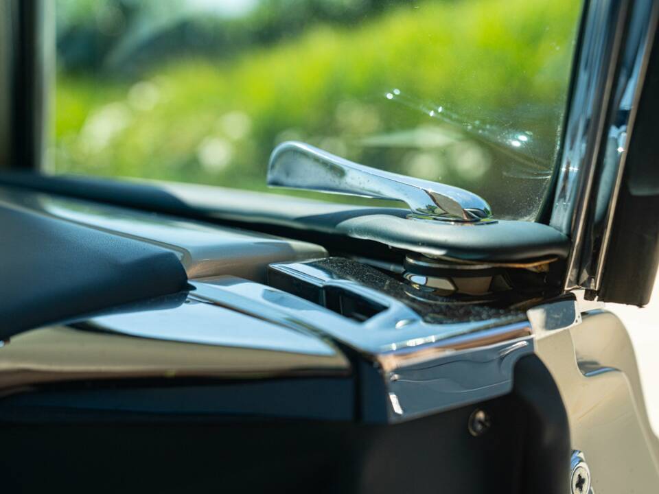 Bild 50/50 von Mercedes-Benz 230 SL (1965)