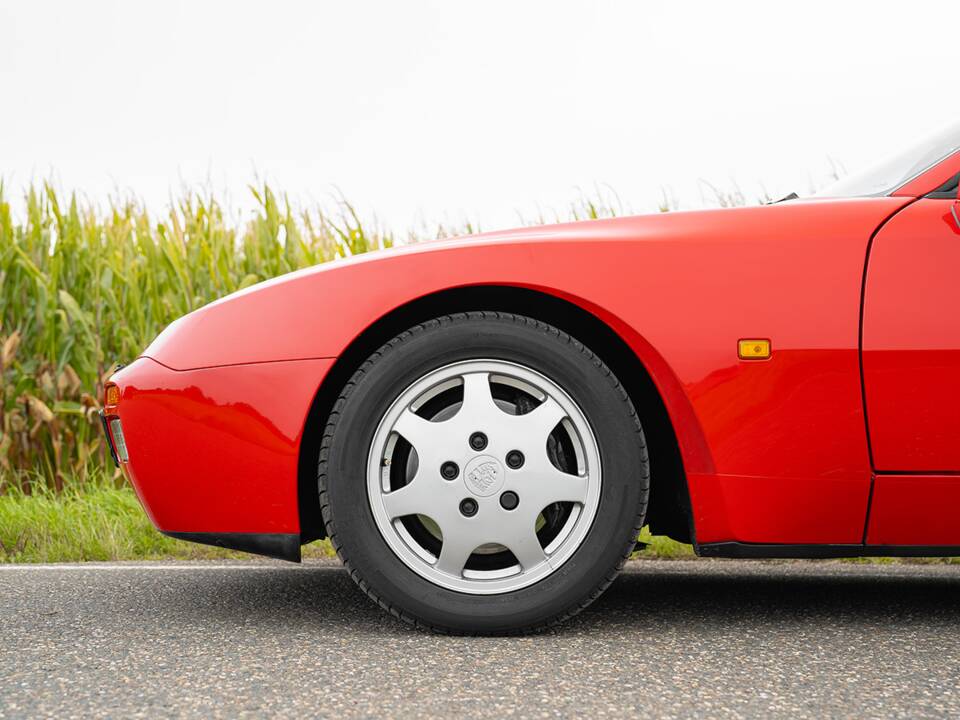 Bild 17/43 von Porsche 944 Turbo (1991)